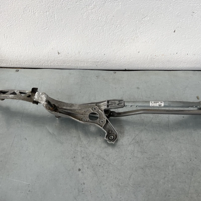 Ansamblu stergatoare parbriz / Mercedes-Benz C Class W204 2010 / Caroserie, oglinzi si faruri