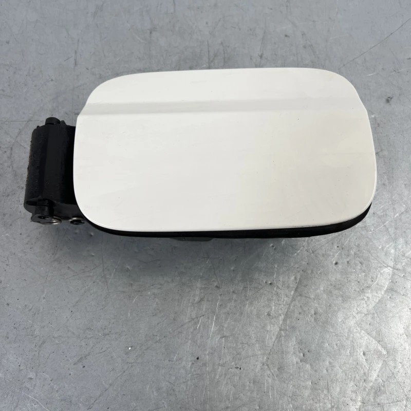 Usa rezervor / Mercedes-Benz C Class W204 2010 / Caroserie, oglinzi si faruri