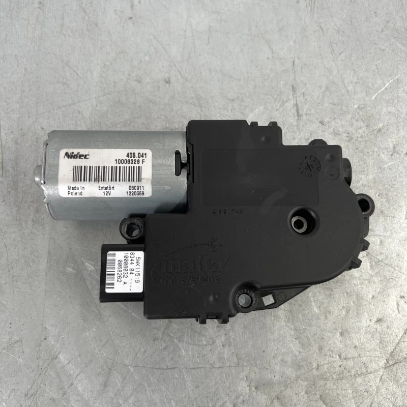 Motoras trapa / Mercedes-Benz C Class W204 2010 / Audio si electronice