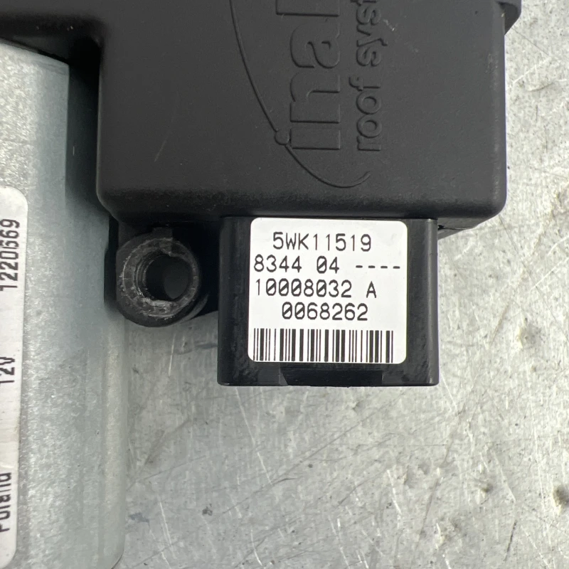 Motoras trapa / Mercedes-Benz C Class W204 2010 / Audio si electronice