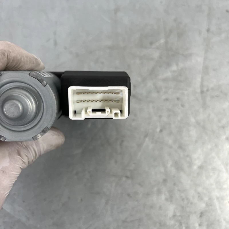 Motoras trapa / Mercedes-Benz C Class W204 2010 / Audio si electronice