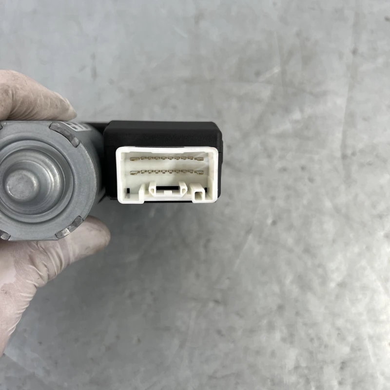 Motoras trapa / Mercedes-Benz C Class W204 2010 / Audio si electronice