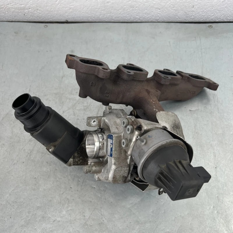 Turbosuflanta turbo turbina Volkswagen Passat B7 2013