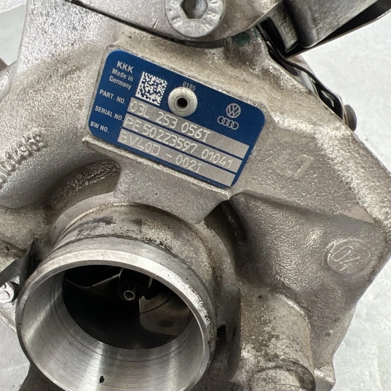 Turbosuflanta turbo turbina / Volkswagen Passat B7 2013 / Motor, racire si evacuare