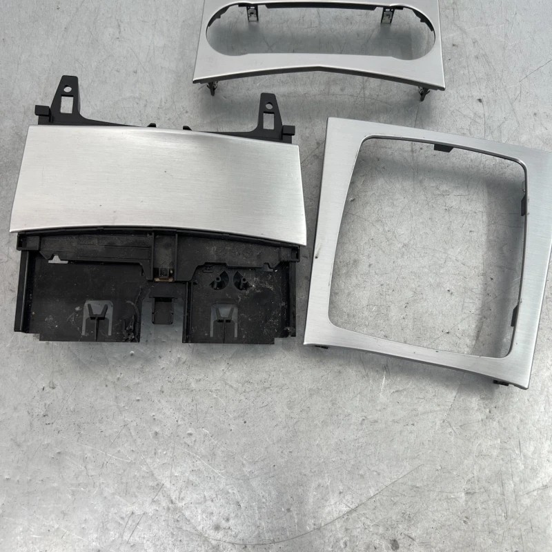 Ornament trim bord Mercedes-Benz C Class W204 2010