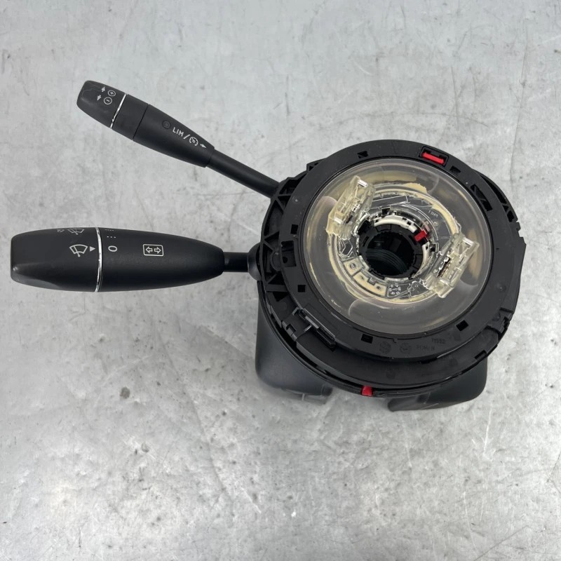 Spira volan cu manete / Mercedes-Benz C Class W204 2010 / Audio si electronice