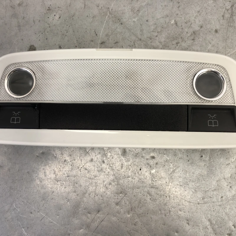 Plafoniera spate Mercedes-Benz 