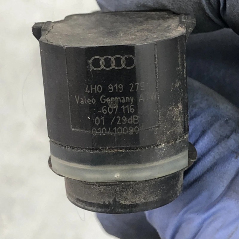 Senzori de parcare spate / Volkswagen Tiguan 5N 2009 / Audio si electronice