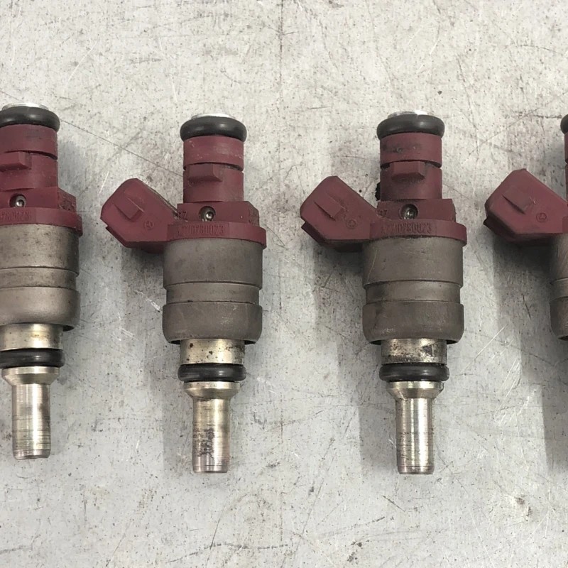 Injector / Mercedes-Benz C Class W204 2010 / Motor, racire si evacuare
