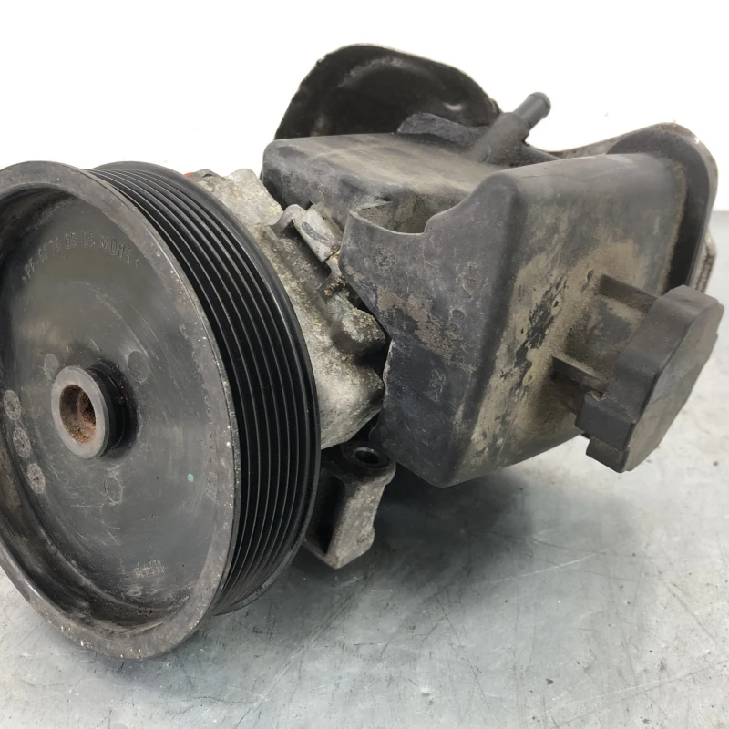 Pompa servo Mercedes-Benz 