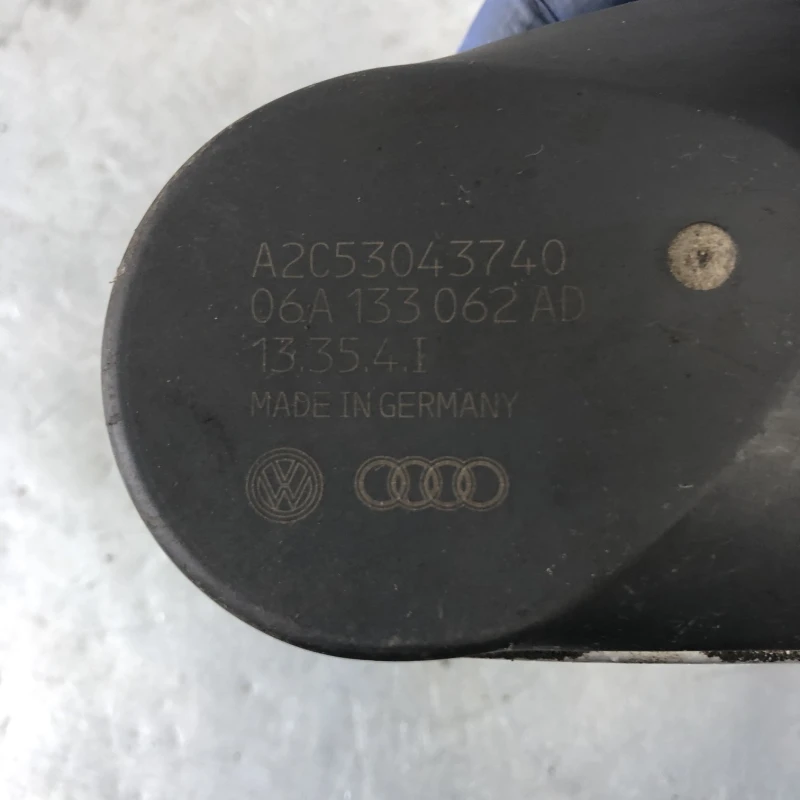Clapeta de acceleratie / Volkswagen Touran 1T 2009 / Motor, racire si evacuare