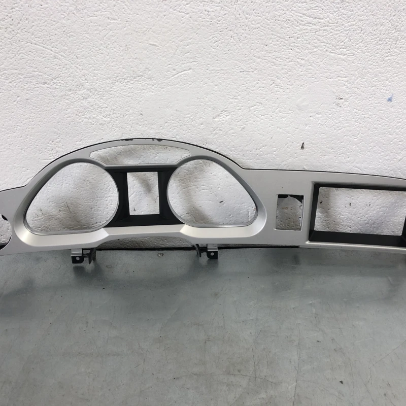 Trim ornament ceas bord Audi 