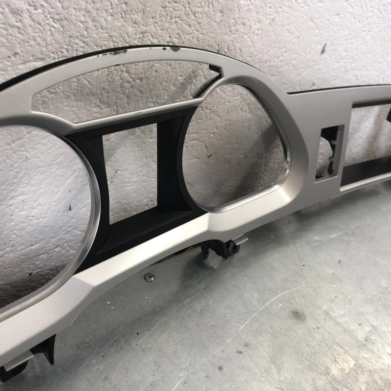 Trim ornament ceas bord / Audi A6 C6 2010 / Interior