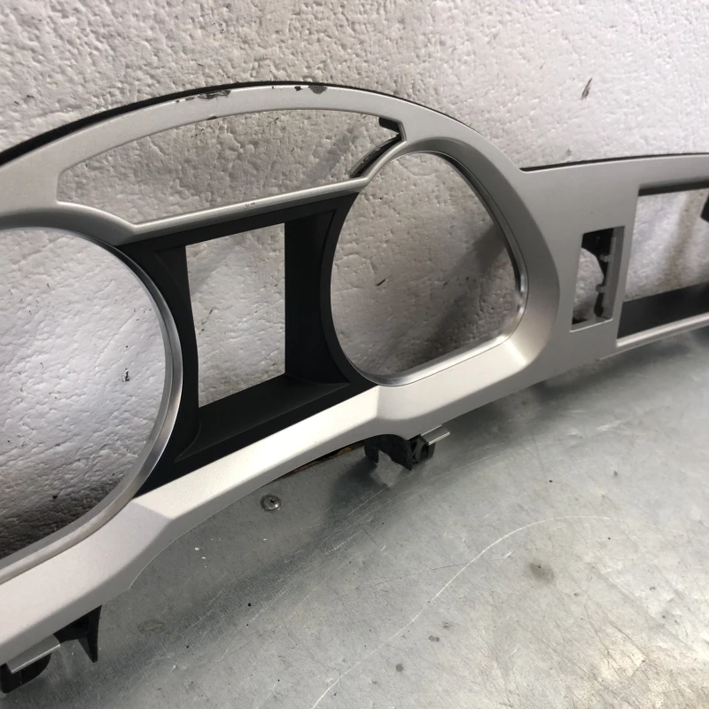 Trim ornament ceas bord / Audi A6 C6 2010 / Interior
