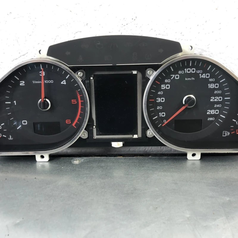 Ceas bord Audi A6 C6 2010