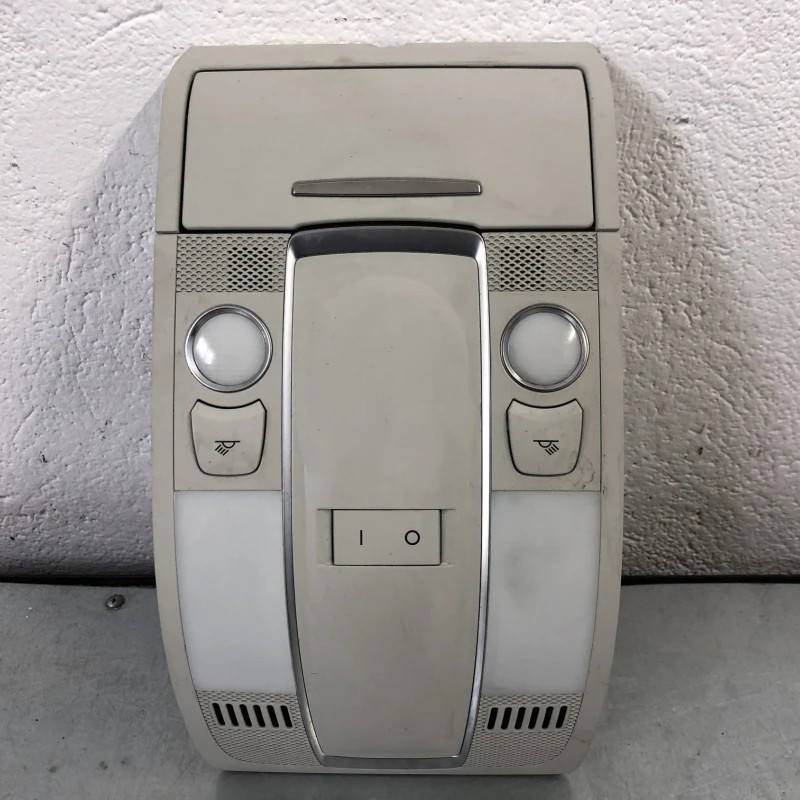 Lampa plafon Audi A6 C6 2010