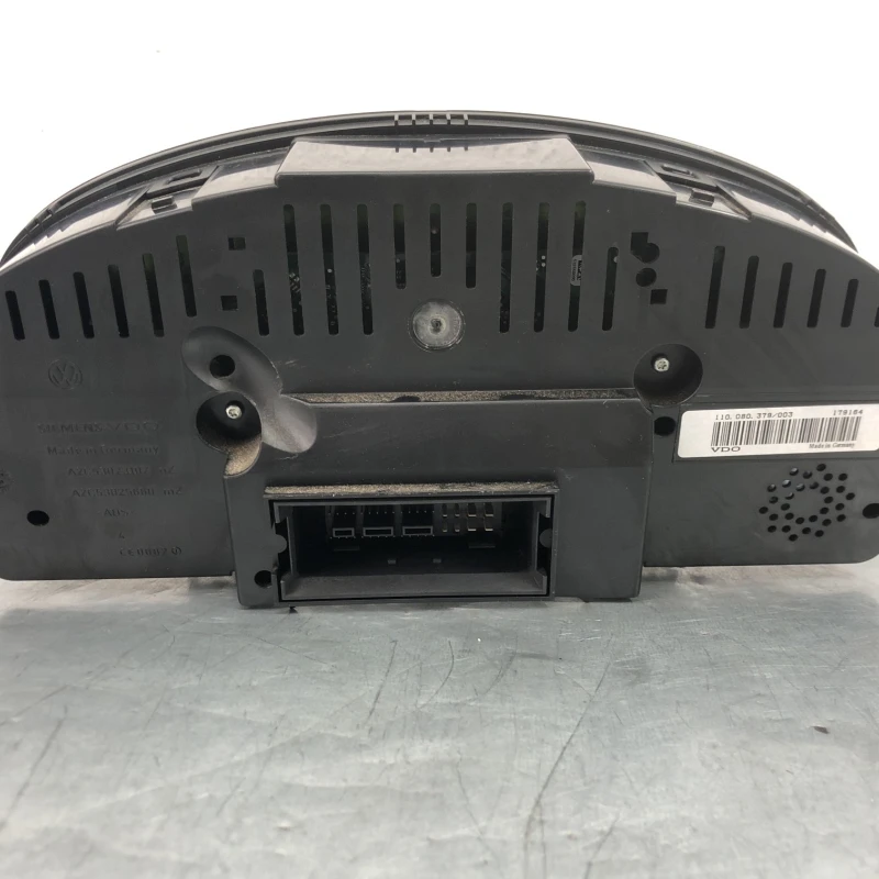 Ceas bord / Volkswagen Caddy 2K 2008 / Audio si electronice