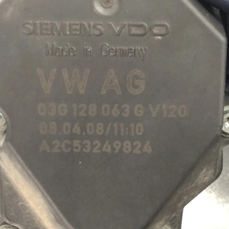 Clapeta de acceleratie / Volkswagen Caddy 2K 2008 / Motor, racire si evacuare