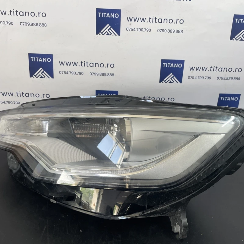 Far stanga xenon / Audi A6 C7 2014 / Caroserie, oglinzi si faruri