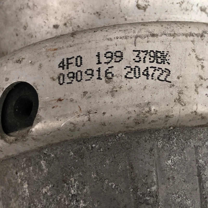 Tampon motor stanga / Audi A6 C6 2010 / Motor, racire si evacuare