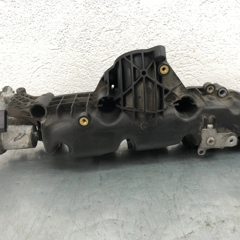 Galerie de admisie / Audi A6 C6 2010 / Motor, racire si evacuare