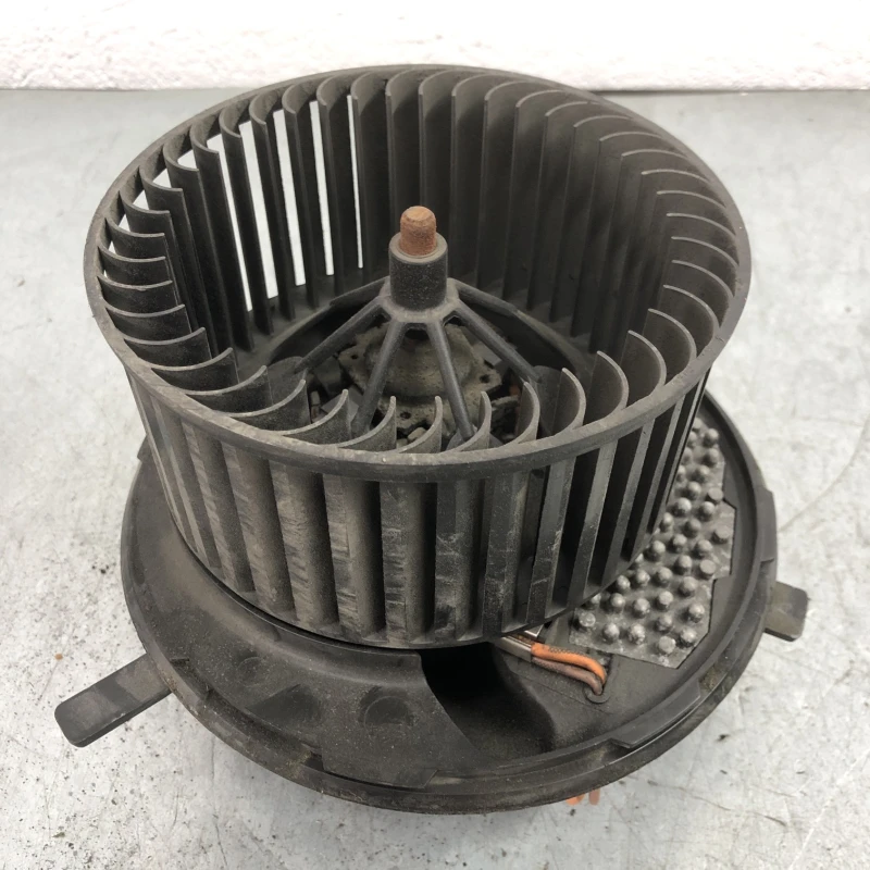 Ventilator aeroterma bord Volkswagen 