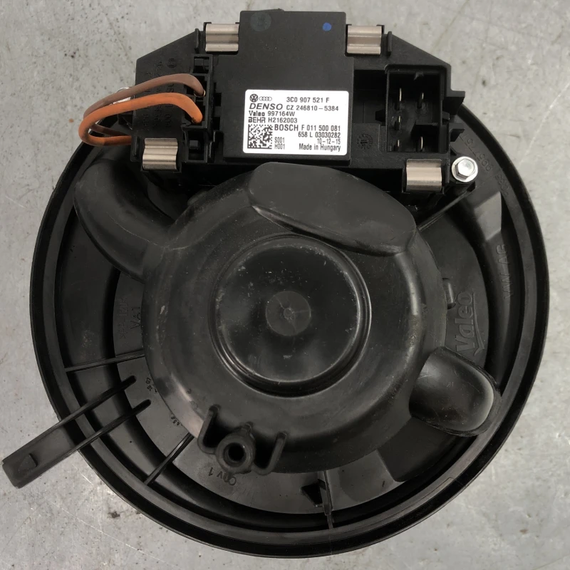 Ventilator aeroterma bord / Volkswagen Passat B6 2010 / Climatizare