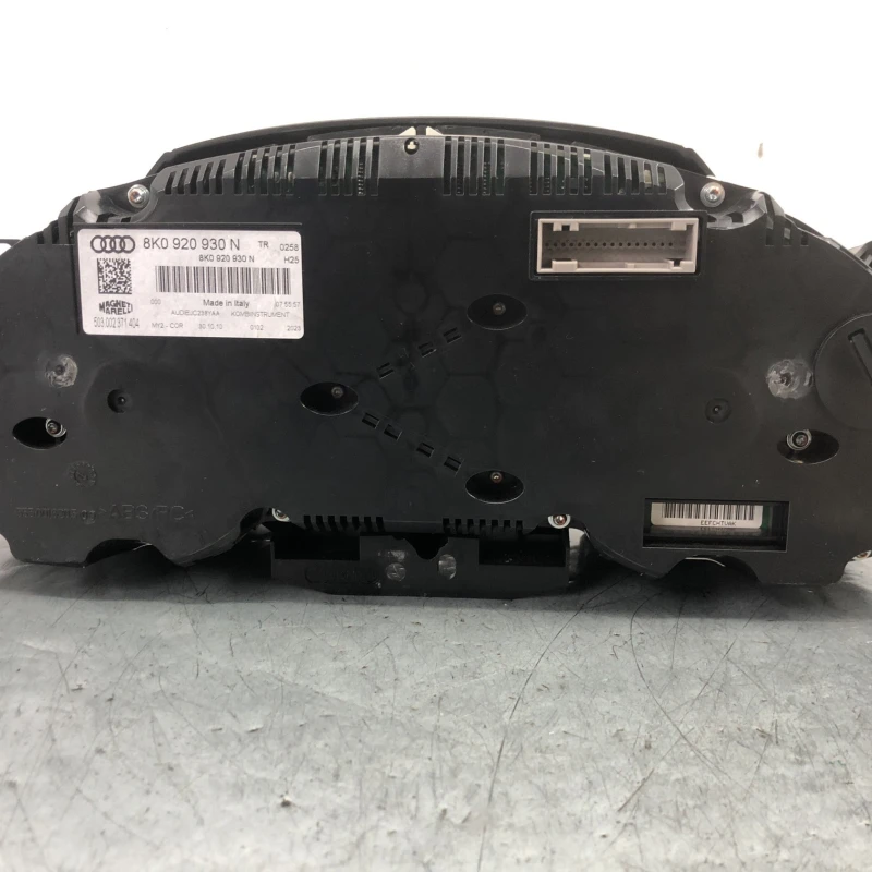 Ceas bord / Audi A4 B8 2010 / Audio si electronice