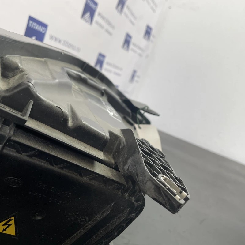 Far stanga xenon / Audi A6 C7 2014 / Caroserie, oglinzi si faruri