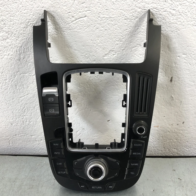 Butoane consola centrala / Audi A4 B8 2010 / Interior