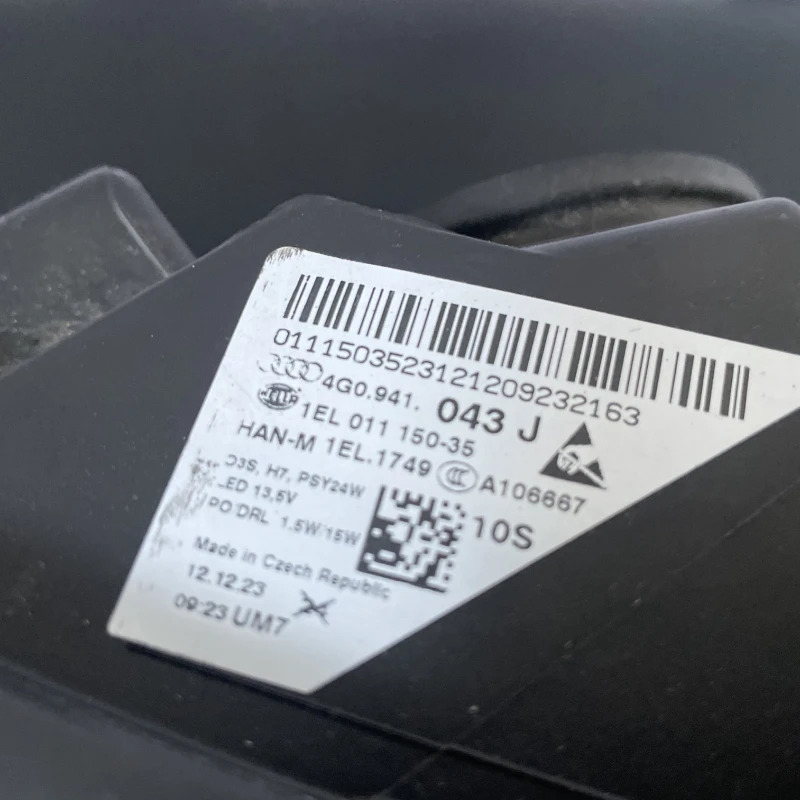 Far stanga xenon / Audi A6 C7 2014 / Caroserie, oglinzi si faruri