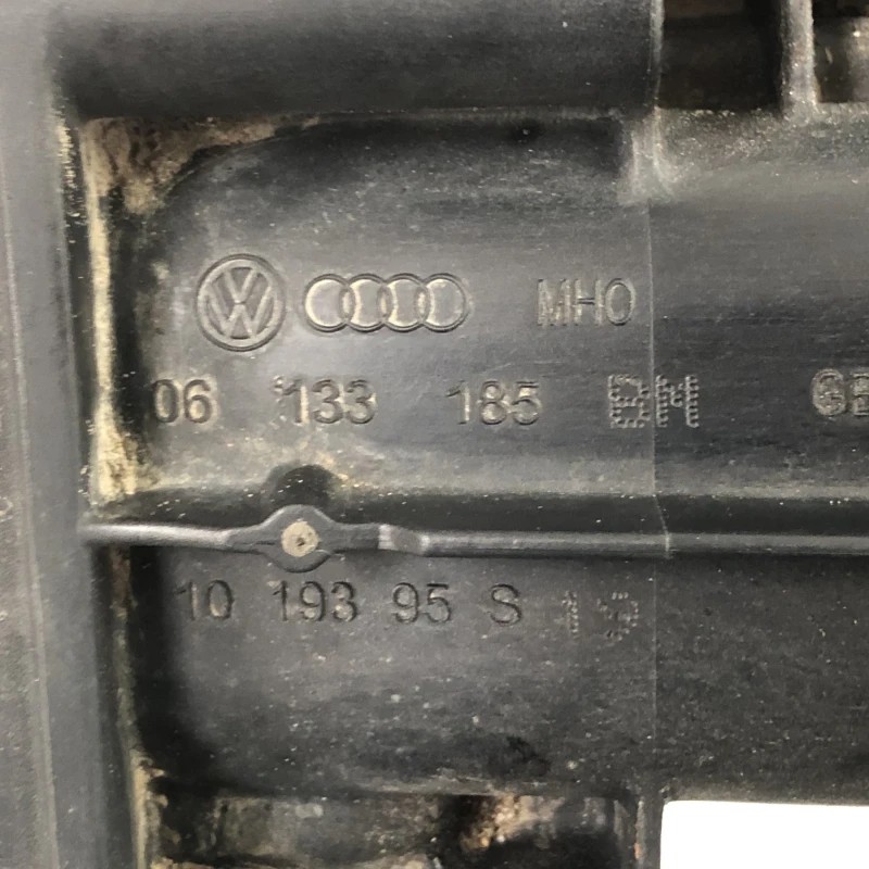 Galerie de admisie / Volkswagen Tiguan 5N 2009 / Motor, racire si evacuare
