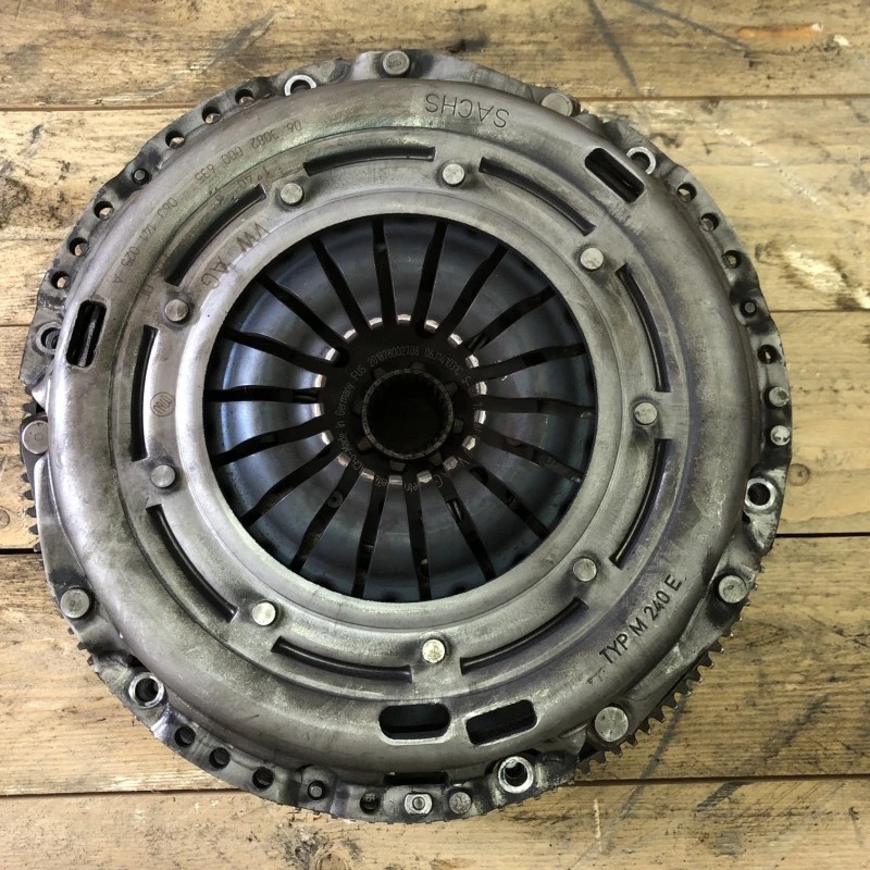Kit ambreaj Volkswagen Tiguan 5N 2009