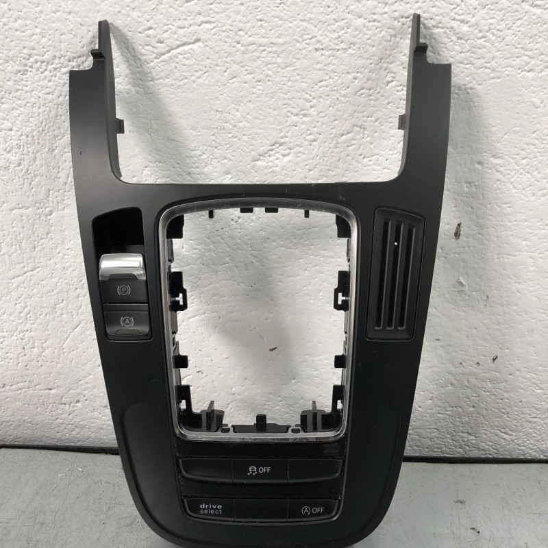 Consola centrala Audi A4 B8 2013