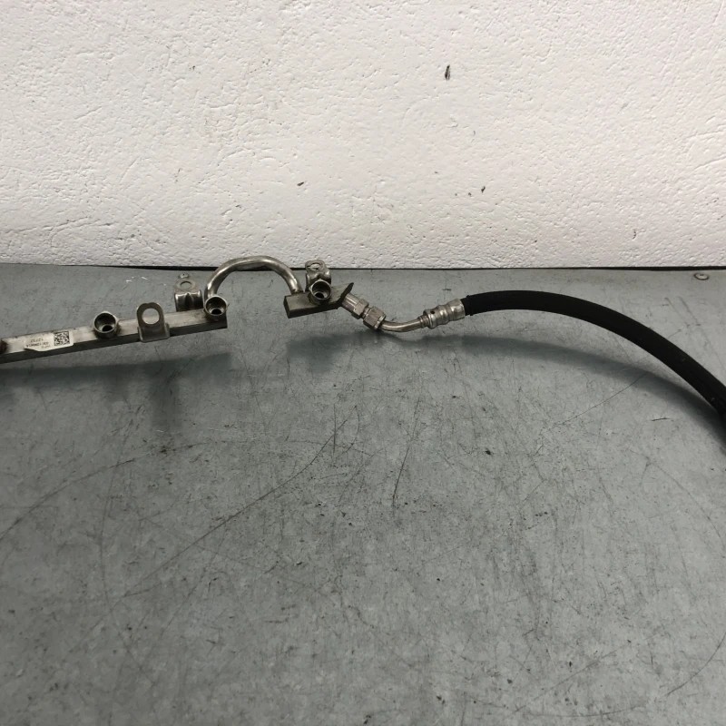 Rampa injectoare cu senzor Volkswagen Passat B6 2010