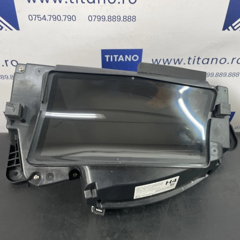 Head up display / Toyota Yaris XP130 facelift 2021 / Audio si electronice