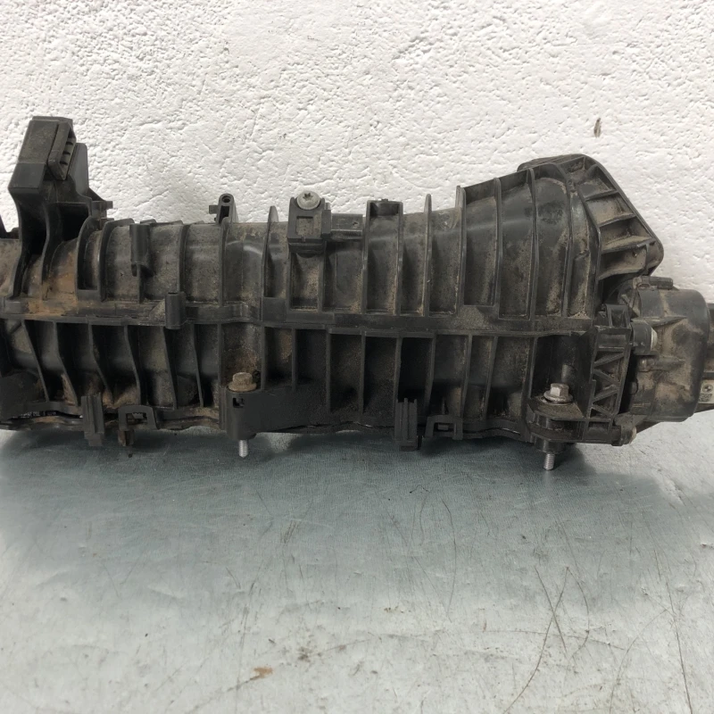 Galerie de admisie / BMW Seria 3 E91 LCI 2012 / Motor, racire si evacuare