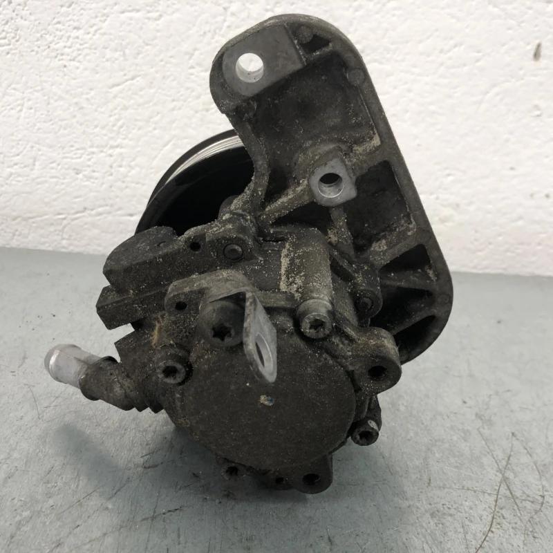 Pompa servo / BMW Seria 3 E91 LCI 2012 / Directie si suspensie