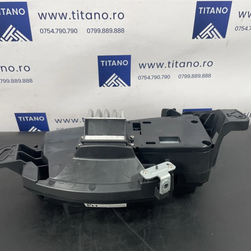 Head up display / Toyota Yaris XP130 facelift 2021 / Audio si electronice