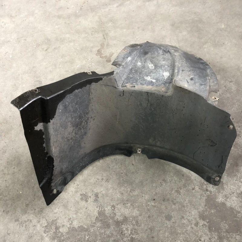 Carenaj stanga fata mic / Volkswagen Passat B7 2012 / Caroserie, oglinzi si faruri