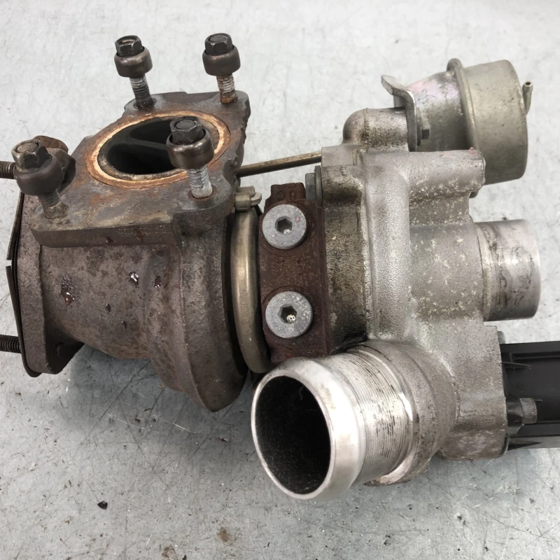 Turbosuflanta turbo turbina Peugeot 