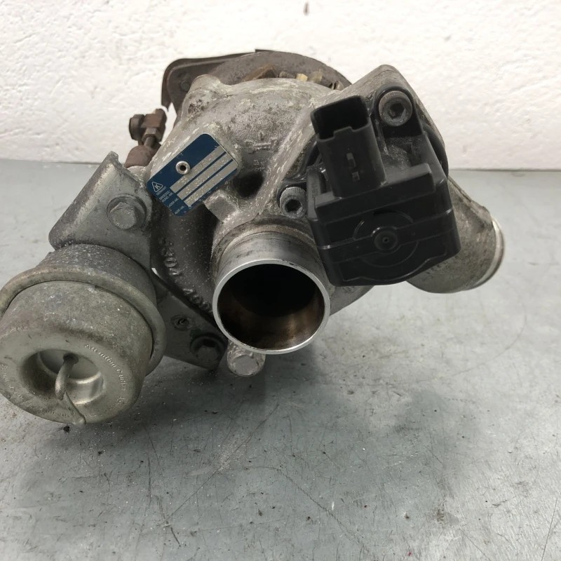 Turbosuflanta turbo turbina / Peugeot 3008 3008 2010 / Motor, racire si evacuare