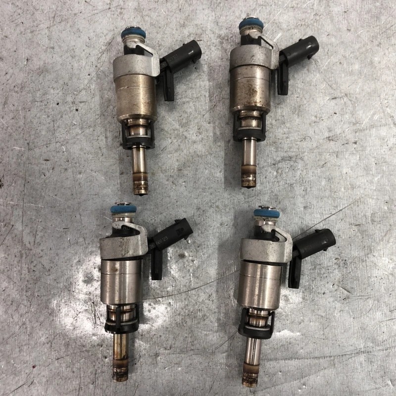 Injector Audi A4 B8 2013