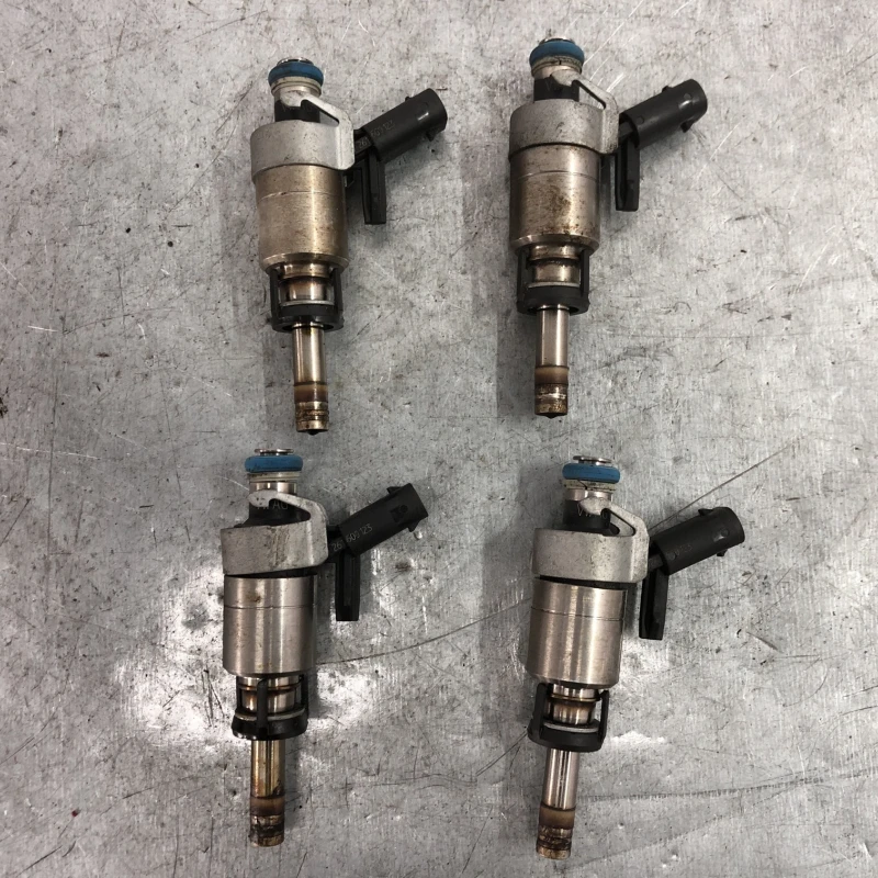 Injector / Audi A4 B8 2013 / Motor, racire si evacuare