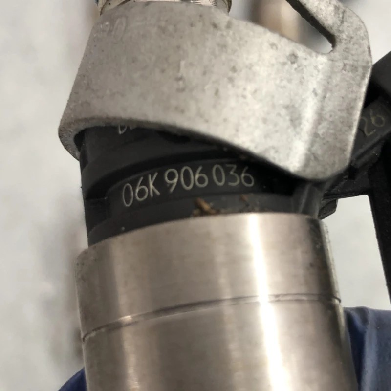 Injector / Audi A4 B8 2013 / Motor, racire si evacuare
