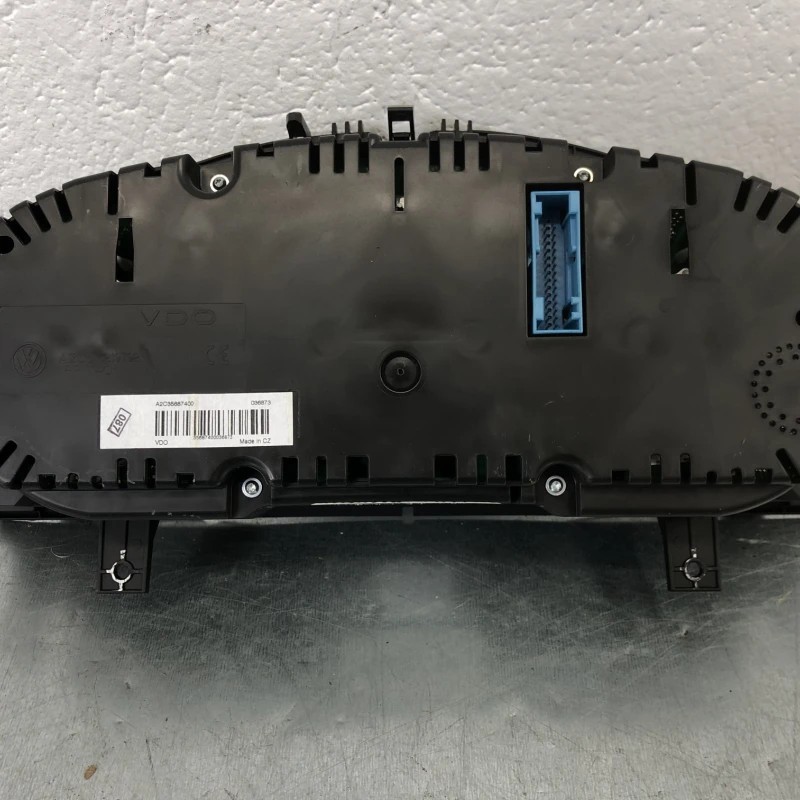 Ceas bord / Volkswagen Passat B7 2013 / Audio si electronice