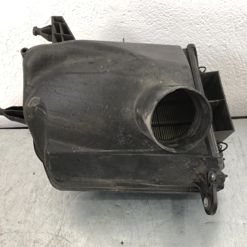 Carcasa filtru aer / Nissan Qashqai J10 facelift 2012 / Motor, racire si evacuare
