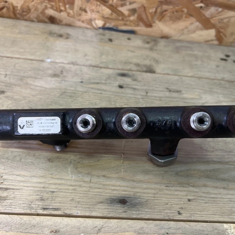 Rampa injectoare cu senzor / Renault Captur Captur 2016 / Motor, racire si evacuare