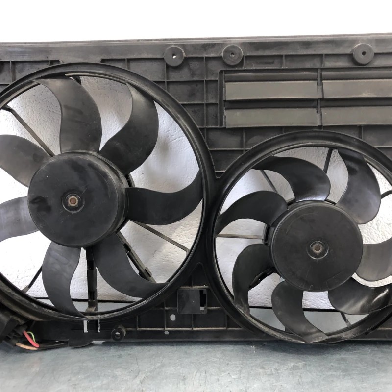 Electroventilator / Volkswagen Passat B7 2013 / Motor, racire si evacuare