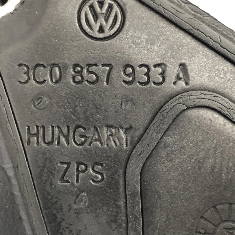 Oglinda stanga rabatabilă electric / Volkswagen Passat B7 2013 / Caroserie, oglinzi si faruri